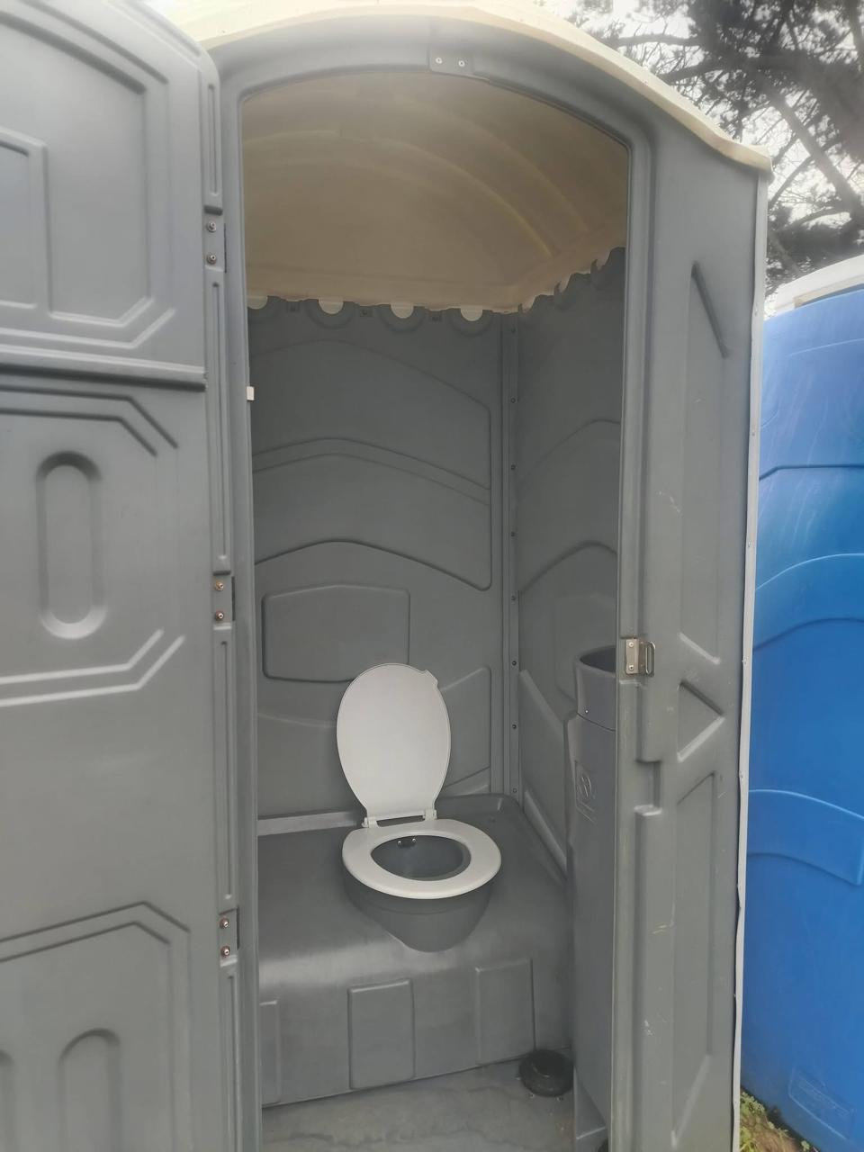 Mobile toilet interior